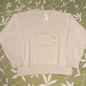 Uniqlo crewneck